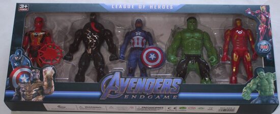 supervaroņu komplekts kastē lielāks