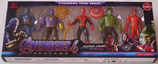 supervaroņi kastē mazs