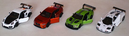 metāliski modeļi orģināli