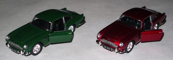 metāliski modeļi orģināli