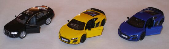 metāliski modeļi orģināli