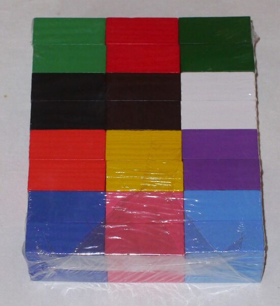 koka klucīši krāsaini