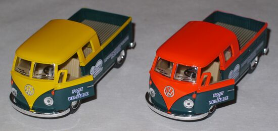 metāliski modeļi orģināli